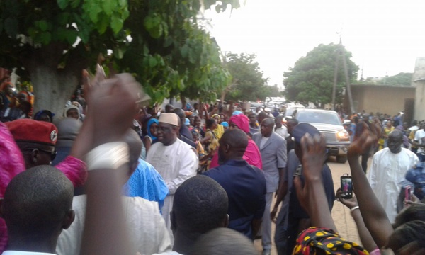 Le Pr Macky Sall et sa dame se sont rendus ce  14 Août en banlieue dakaroise pour...