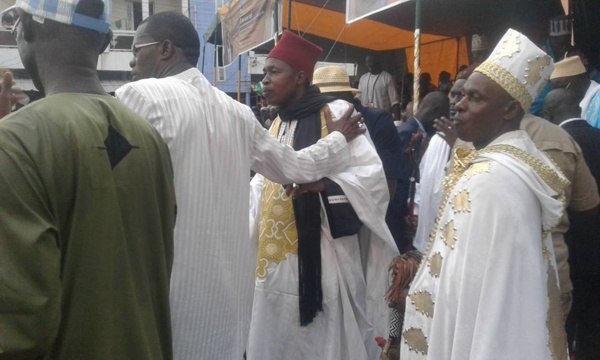 Abdoulaye Diouf Sarr fait-il de l'activisme? Abdoulaye Diouf Sarr fait-il de l'activisme?