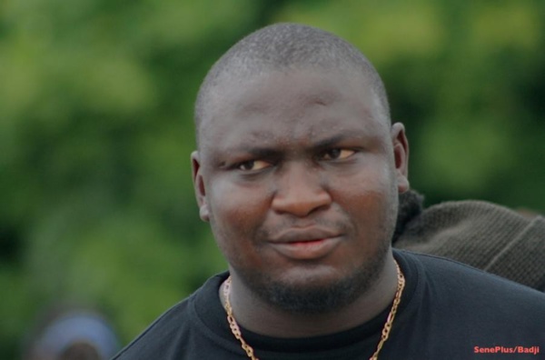 Toussaint Manga et Cie sur la prochaine Présidentielle : « Si Karim Wade n’est pas candidat, Macky Sall, non plus, ne le sera pas » Toussaint Manga et Cie sur la prochaine Présidentielle : « Si Karim Wade n’est pas candidat, Macky Sall, non plus, ne le sera pas »