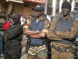 Vieux Sandjéry Diop finalement déféré au Parquet de Dakar (EXCLUSIVITÉ DAKARPOSTE) Vieux Sandjéry Diop finalement déféré au Parquet de Dakar (EXCLUSIVITÉ DAKARPOSTE)