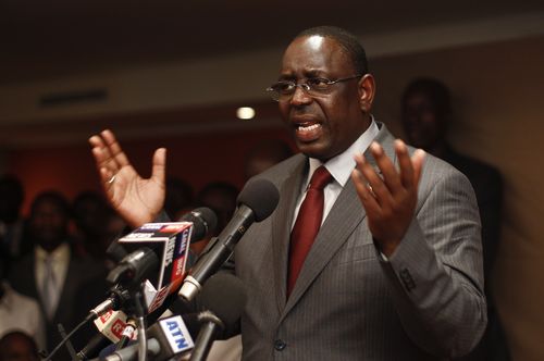 Sénégal : «Une dictature debout pour confisquer les libertés» (Jds) Sénégal : «Une dictature debout pour confisquer les libertés» (Jds)