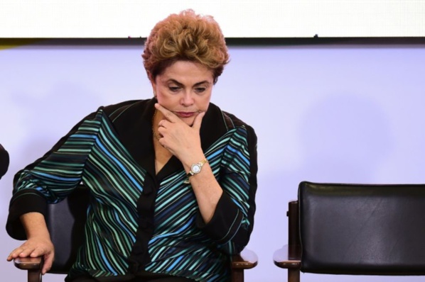 Dilma Rousseff dénonce un procès "arbitraire" lors de son ultime plaidoyer devant le Sénat  Dilma Rousseff dénonce un procès "arbitraire" lors de son ultime plaidoyer devant le Sénat