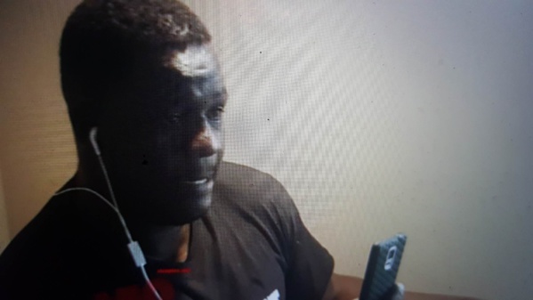 Le gendarme, plaignant de Bouba ( garde du corps de Cheikh Amar) a attendu...7 mois après les faits pour porter plainte Le gendarme, plaignant de Bouba ( garde du corps de Cheikh Amar) a attendu...7 mois après les faits pour porter plainte