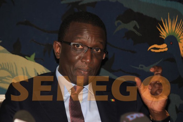 Amadou Ba: “On ne peut pas être fonctionnaire et passer son temps à s’attaquer à la première institution du pays” Amadou Ba: “On ne peut pas être fonctionnaire et passer son temps à s’attaquer à la première institution du pays”