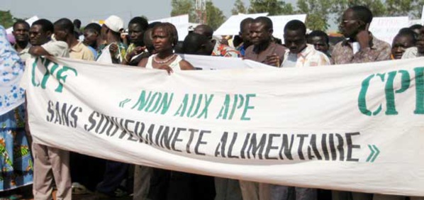 Manifestation : la coalition «Non aux APE » dans la rue le 22 septembre prochain Manifestation : la coalition «Non aux APE » dans la rue le 22 septembre prochain