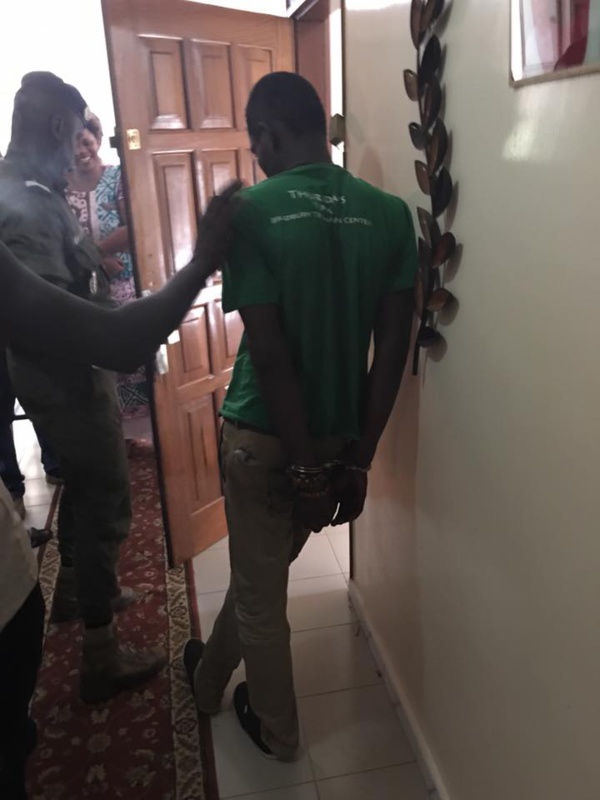 Image insolite "Un voleur chez Fallou Dieng" Image insolite "Un voleur chez Fallou Dieng"