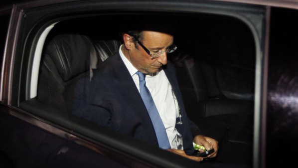 Le Pr Hollande adresse un courrier à Rihanna Le Pr Hollande adresse un courrier à Rihanna