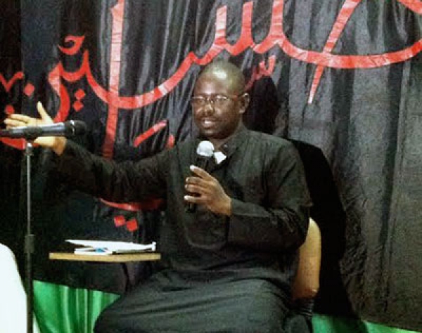 Alioune Badiane, membre du Bureau des affaires religieuses de l’institut Mozdahir International : «Il y a ceux qui croient qu’il est normal de fêter le massacre de la famille du Prophète (Psl)» Alioune Badiane, membre du Bureau des affaires religieuses de l’institut Mozdahir International : «Il y a ceux qui croient qu’il est normal de fêter le massacre de la famille du Prophète (Psl)»