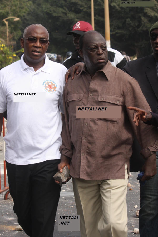 Marche du 14 octobre : Niasse se bouscule avec l’opposition Marche du 14 octobre : Niasse se bouscule avec l’opposition