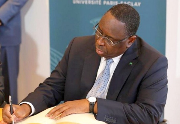 Macky crée et… fixe les règles de fonctionnement du Comité d'Orientation Stratégique du Pétrole et du Gaz (COS-PETROGAZ) Macky crée et… fixe les règles de fonctionnement du Comité d'Orientation Stratégique du Pétrole et du Gaz (COS-PETROGAZ)