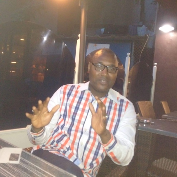 Adama Fall responsable de l'APR à la Médina: "Barthélémy Dias doit savoir que ce pays ne l'appartient pas encore moins à sa famille (...)" Adama Fall responsable de l'APR à la Médina: "Barthélémy Dias doit savoir que ce pays ne l'appartient pas encore moins à sa famille (...)"