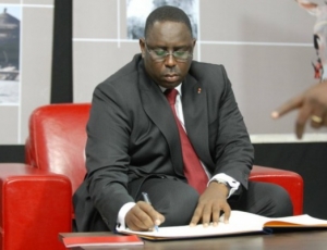 Haut conseil des collectivités territoriales: Macky case Aliou Sow, Me Ousmane Sèye, Baïdy Sèye, Landing Savané, Samba Bathily Diallo… Haut conseil des collectivités territoriales: Macky case Aliou Sow, Me Ousmane Sèye, Baïdy Sèye, Landing Savané, Samba Bathily Diallo…