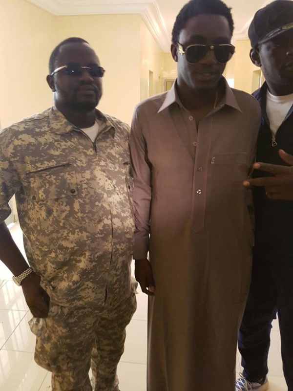 Waly Seck, Pape Diouf, Mame Goor etc...Ces musiciens "amis" au magnat Cheikh Amar, étaient ce week-end à Khelcom