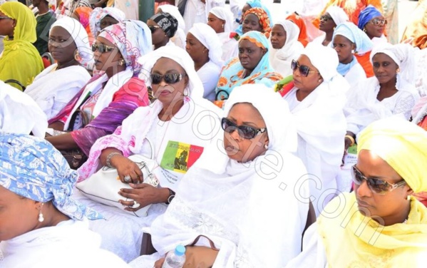 Les images exclusives de la séance de récital de coran pour Lamine Diack Les images exclusives de la séance de récital de coran pour Lamine Diack