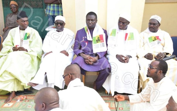 Les images exclusives  de la séance de récital de coran pour Lamine Diack