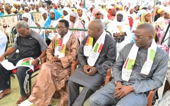 Les images exclusives de la séance de récital de coran pour Lamine Diack Les images exclusives de la séance de récital de coran pour Lamine Diack