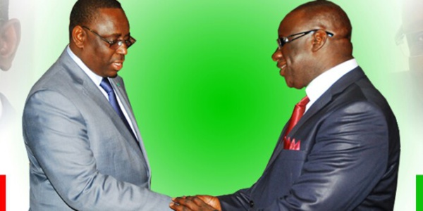 Macky et ses « visiteurs de nuit » Macky et ses « visiteurs de nuit »