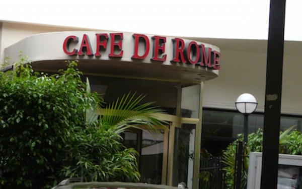 La DIC fait une descente musclée au CAFÉ DE ROME- Arrestation de trois employés...