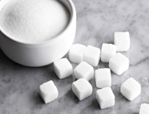 Pénurie de sucre: l'idée de la hausse du prix de plus en plus agitée