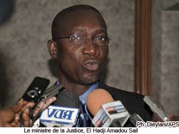 «Exil forcé» de Karim Wade : Me Amadou Sall confirme