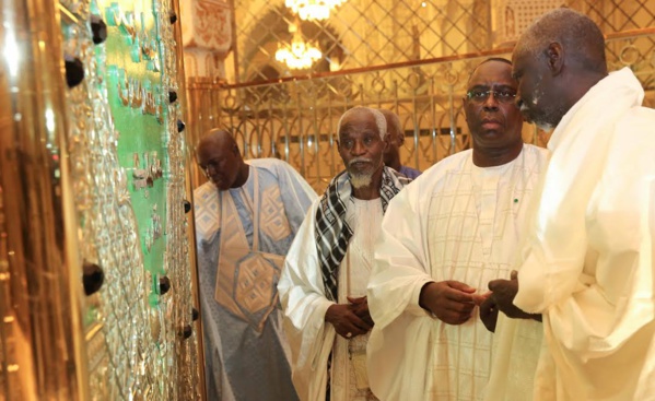 Visite du Président Macky Sall à Touba Visite du Président Macky Sall à Touba