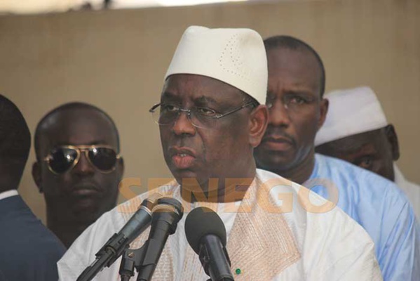 Macky Sall annonce le recrutement d’un millier d’agents de santé Macky Sall annonce le recrutement d’un millier d’agents de santé