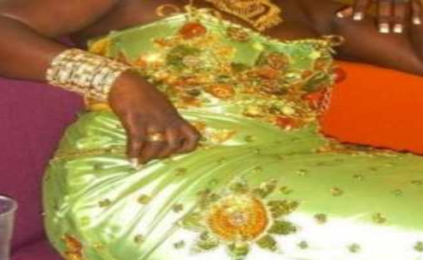 Audio- Une femme se confie ” mon ex mari m’a ensorcelé à tel point qu’aucun homme ne peut plus me…” Audio- Une femme se confie ” mon ex mari m’a ensorcelé à tel point qu’aucun homme ne peut plus me…”