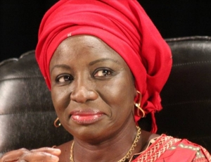 Annoncée aux Nations Unies, Mimi Touré fait la tournée des popotes à Kaolack Annoncée aux Nations Unies, Mimi Touré fait la tournée des popotes à Kaolack