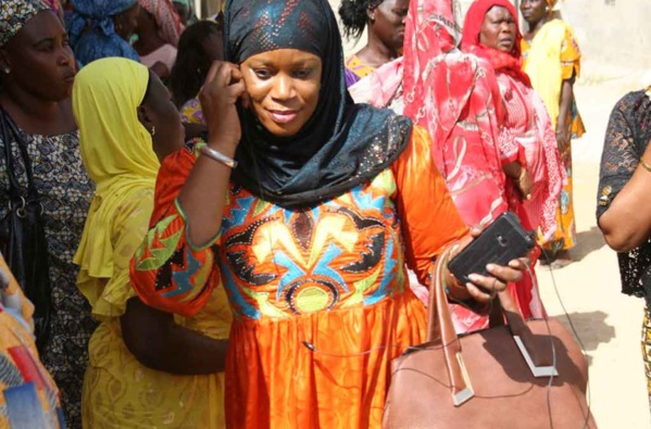 POUR MACKY SALL – NDÈYE MBAROU S’ENGAGE POUR MACKY SALL – NDÈYE MBAROU S’ENGAGE