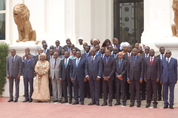 Communiqué du Conseil des Ministres 30 novembre 2016 Communiqué du Conseil des Ministres 30 novembre 2016