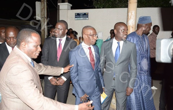 Les images exclusives de Wattu Sénégal à leur sortie d'audience avec  le Pr Macky Sall Les images exclusives de Wattu Sénégal à leur sortie d'audience avec  le Pr Macky Sall