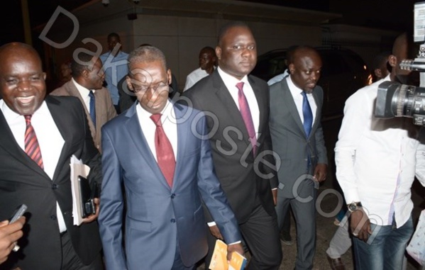 Les images exclusives de Wattu Sénégal à leur sortie d'audience avec  le Pr Macky Sall Les images exclusives de Wattu Sénégal à leur sortie d'audience avec  le Pr Macky Sall