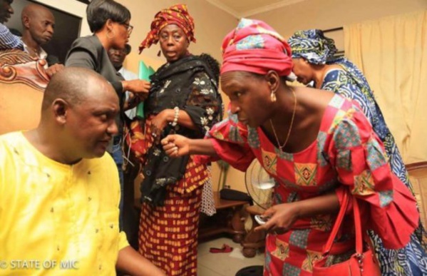 Première journée de Adama Barrow en tant que président élu Première journée de Adama Barrow en tant que président élu