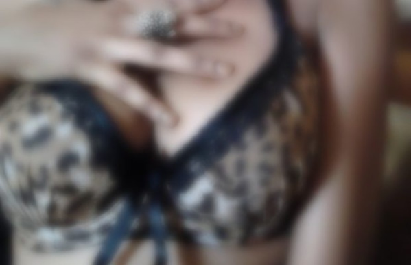 Phénomène inquiétant au Sénégal: des photos de jeunes filles nues et volées se retrouvent sur les réseaux sociaux Phénomène inquiétant au Sénégal: des photos de jeunes filles nues et volées se retrouvent sur les réseaux sociaux