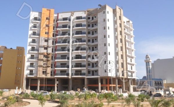 Le "Yonou Yokouté" du ministre des Infrastructures - Mansour Elimane Kane construit en catimini son...immeuble R + 9 Le "Yonou Yokouté" du ministre des Infrastructures - Mansour Elimane Kane construit en catimini son...immeuble R + 9
