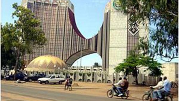 DECLARATION DE LA CEDEAO, L’UNION AFRICAINE ET DE L'ONU SUR L'EVOLUTION POLITIQUE EN GAMBIE DECLARATION DE LA CEDEAO, L’UNION AFRICAINE ET DE L'ONU SUR L'EVOLUTION POLITIQUE EN GAMBIE