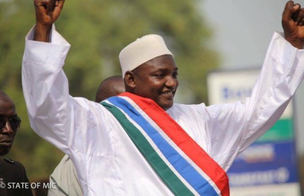 Gambie: Adama Barrow appelle Yahya Jammeh à respecter la volonté du peuple Gambie: Adama Barrow appelle Yahya Jammeh à respecter la volonté du peuple
