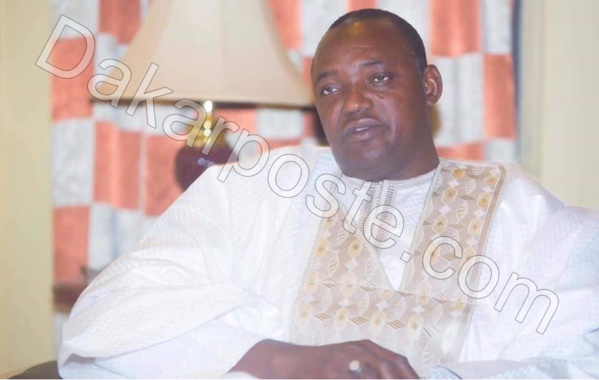 Pour conserver son fauteuil, Jammeh envoie les religieux négocier avec Barrow...Pourquoi l'autocrate veut coute que coute rester au pouvoir (INFORMATIONS ET IMAGES EXCLUSIVES DAKARPOSTE) Pour conserver son fauteuil, Jammeh envoie les religieux négocier avec Barrow...Pourquoi l'autocrate veut coute que coute rester au pouvoir (INFORMATIONS ET IMAGES EXCLUSIVES DAKARPOSTE)