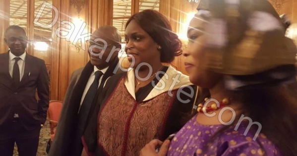 Quelques images des déambulations de la Première Dame à Paris Quelques images des déambulations de la Première Dame à Paris