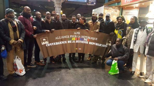 Photos-Strasbourg: au cœur d'un face à face entre ses partisans et ses opposants, Macky prend la voie de contournement