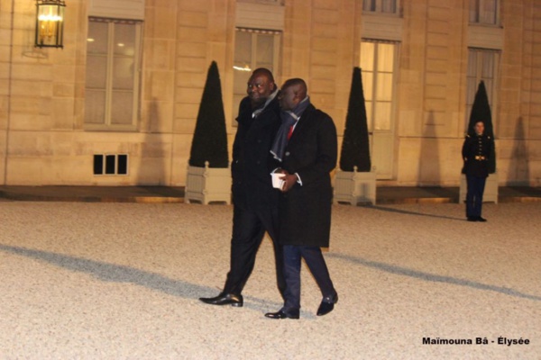 Dîner de bamboula à l’Élysée : Macky, You, Aïda Coulibaly, Pape Diouf, Cheikh Amar et les autres Dîner de bamboula à l’Élysée : Macky, You, Aïda Coulibaly, Pape Diouf, Cheikh Amar et les autres