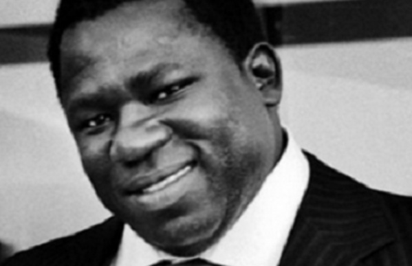 Les personnalités africaines qui ont fait 2016 : Yékini dans les 50 de Jeune Afrique Les personnalités africaines qui ont fait 2016 : Yékini dans les 50 de Jeune Afrique