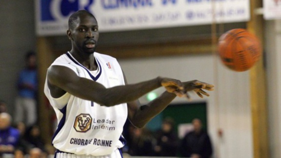 l'international franco-sénégalais, Pape Badiane est mort dans un accident de voiture l'international franco-sénégalais, Pape Badiane est mort dans un accident de voiture