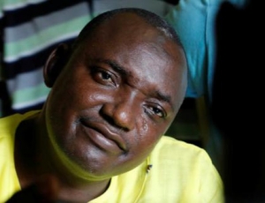 Gambie: malgré la situation, Adama Barrow se prépare à gouverner Gambie: malgré la situation, Adama Barrow se prépare à gouverner