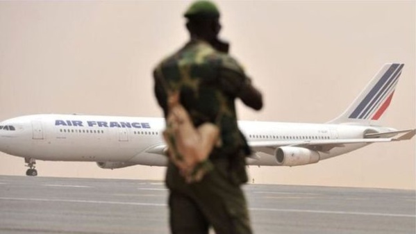 Le Mali refoule des migrants déportés de France Le Mali refoule des migrants déportés de France