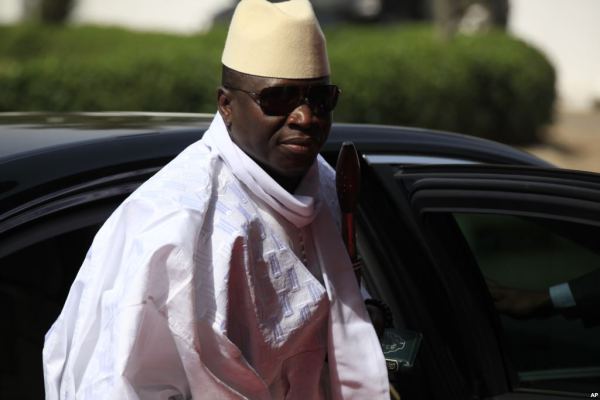 Nos confrères de Libération démentent que Jammeh "a fui", le journaliste Adama Gaye  persiste et signe