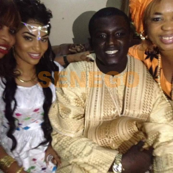 Balla Gaye 2 et ses deux nouvelles belles soeurs, Nancy et Fatoumata