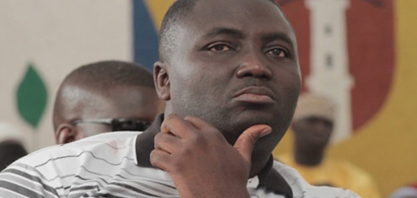 Weekend carcéral : parents et souteneurs de Bamba FALL et Cie prennent d’assaut le commissariat central Weekend carcéral : parents et souteneurs de Bamba FALL et Cie prennent d’assaut le commissariat central