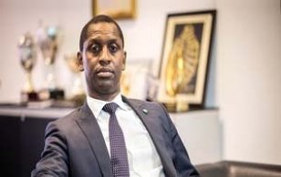 Le patron de Wari réclame 3 milliards à Jeune Afrique Le patron de Wari réclame 3 milliards à Jeune Afrique