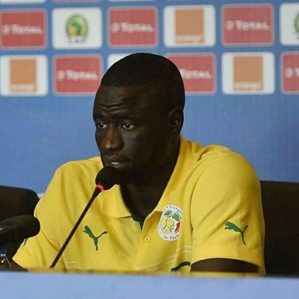 Déclaration du capitaine Cheikhou Kouyaté: "Nous avons l'obligation de nous faire pardonner. On est là pour faire mieux qu'en 2015" Déclaration du capitaine Cheikhou Kouyaté: "Nous avons l'obligation de nous faire pardonner. On est là pour faire mieux qu'en 2015"